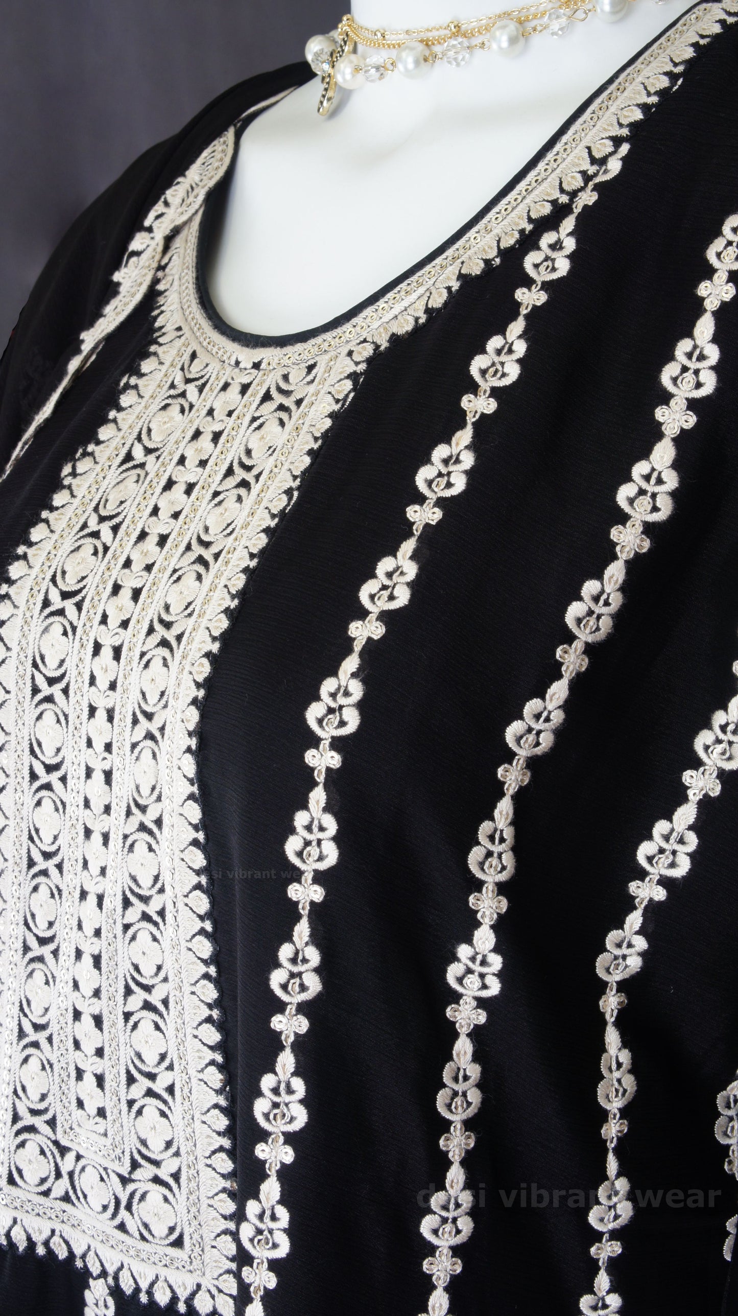 Noor e Chinnon Embroidered Ethnic - Black