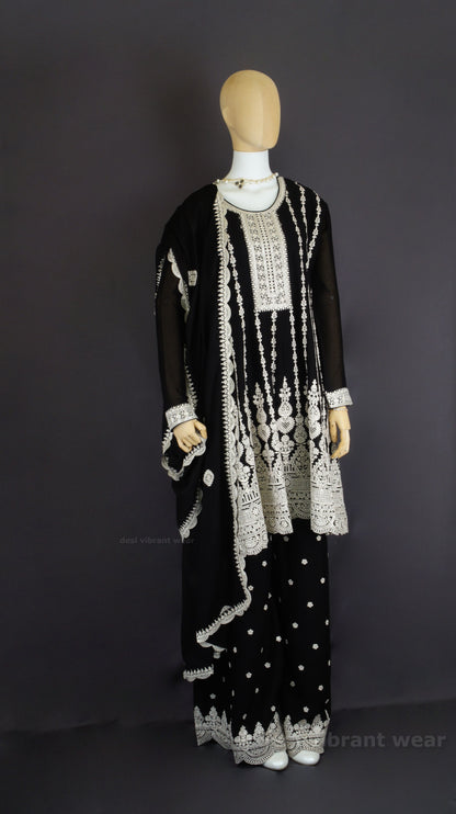Noor e Chinnon Embroidered Ethnic - Black
