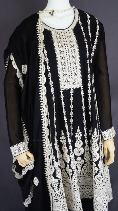 Noor e Chinnon Embroidered Ethnic - Black